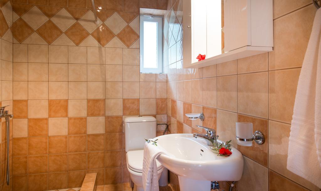 Gerovasis Apartments With Sea View Закінф Екстер'єр фото